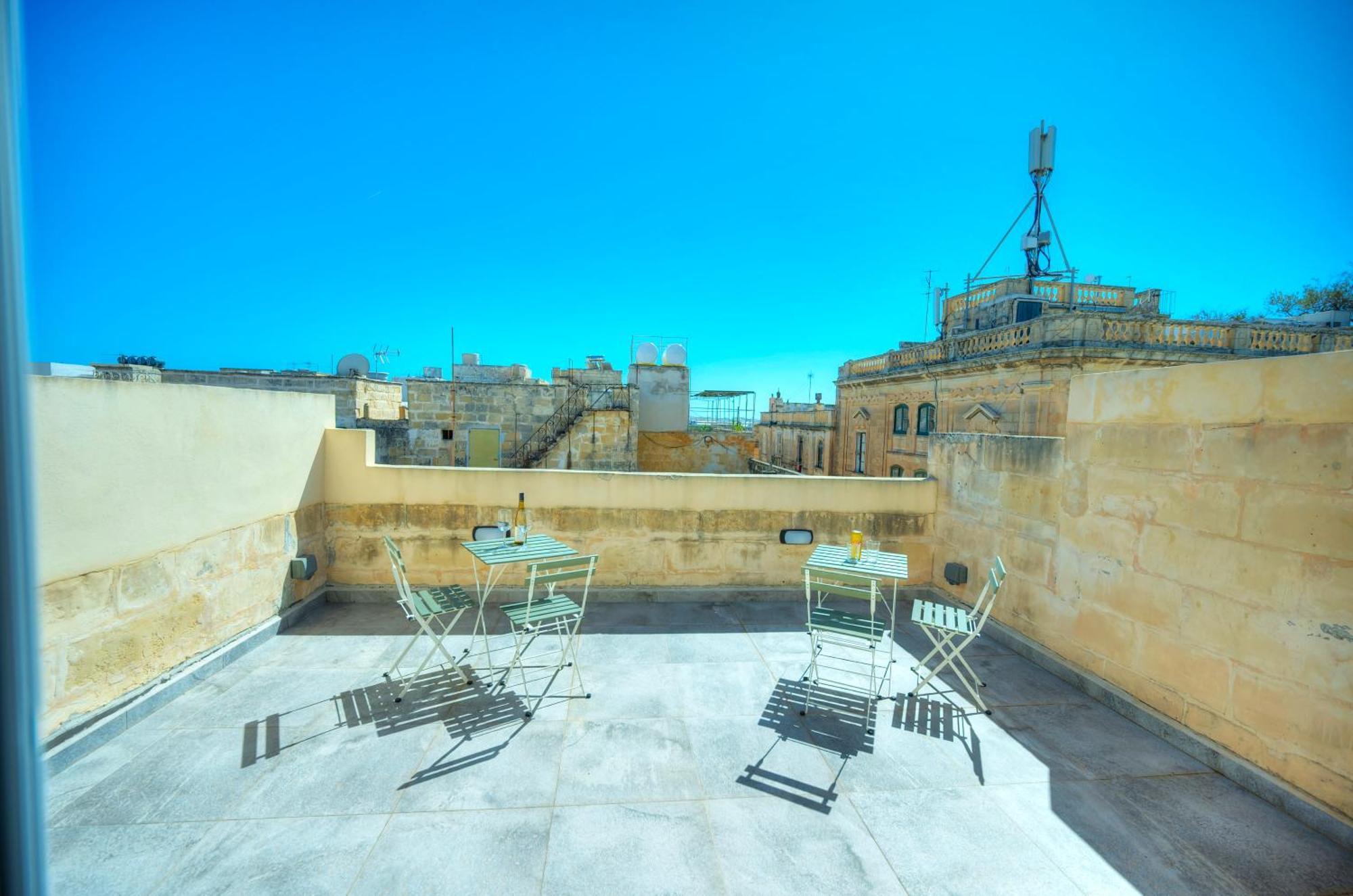 Charming 1Bedroom,Roof Terrace Near Valletta Dazz1-1 Il-Furjana Exterior foto